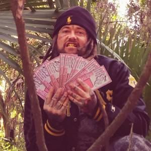 Meet your Posher, Arthur